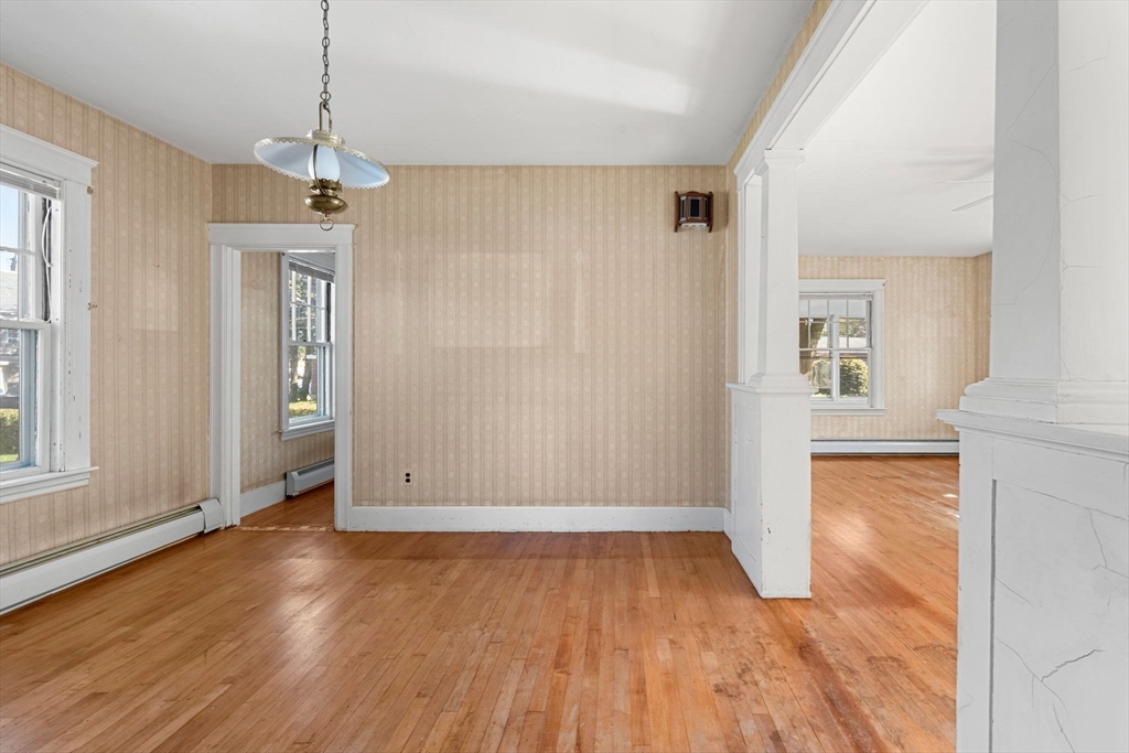 24 Sherbrook Ave, Worcester