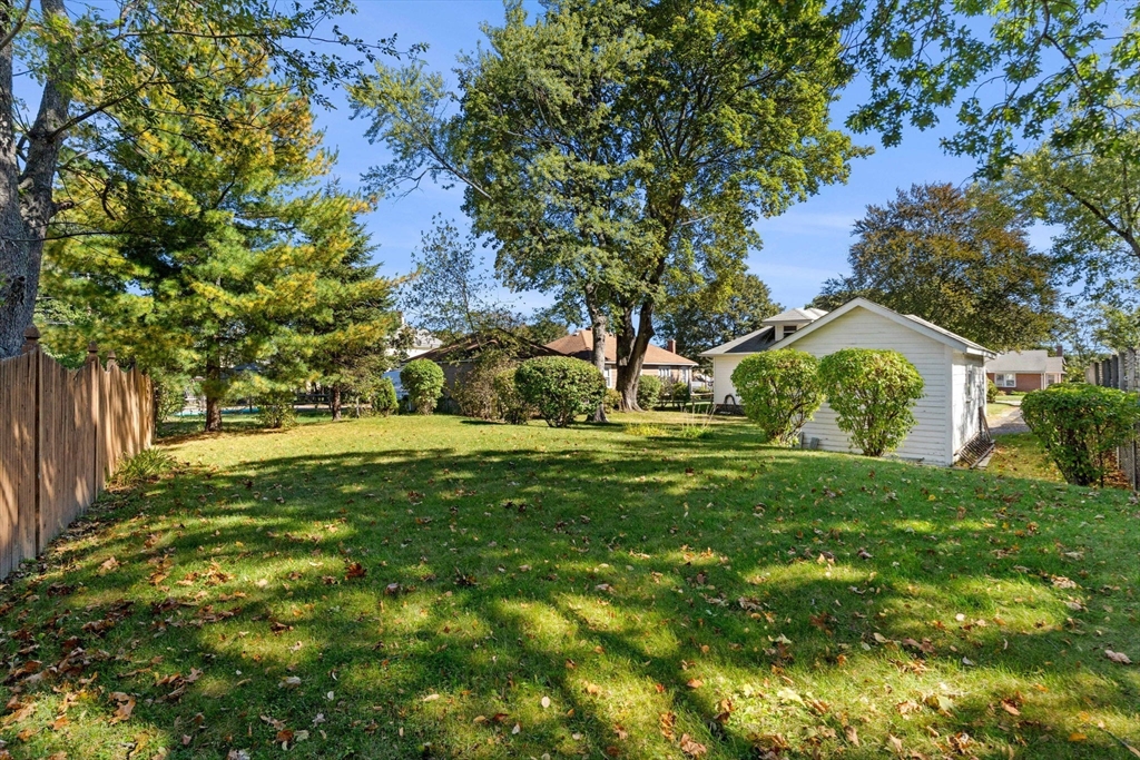 24 Sherbrook Ave, Worcester