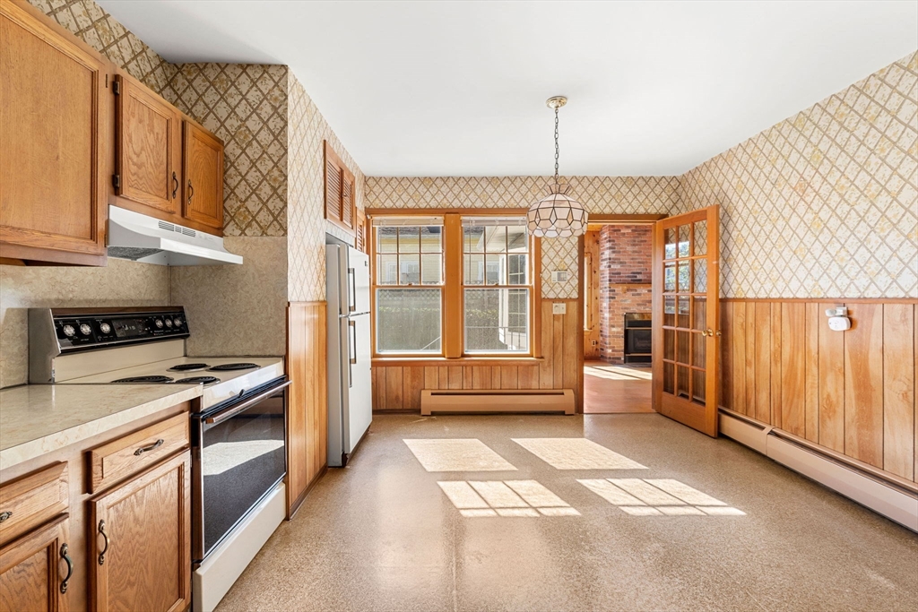 24 Sherbrook Ave, Worcester