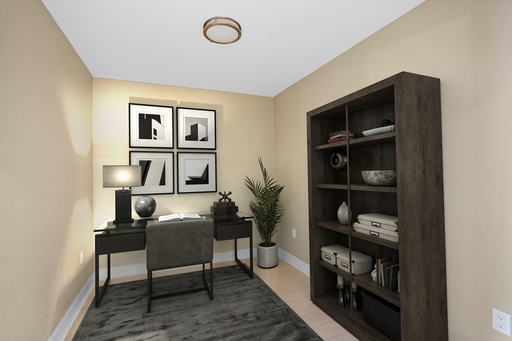 770 Washington Ave # 406