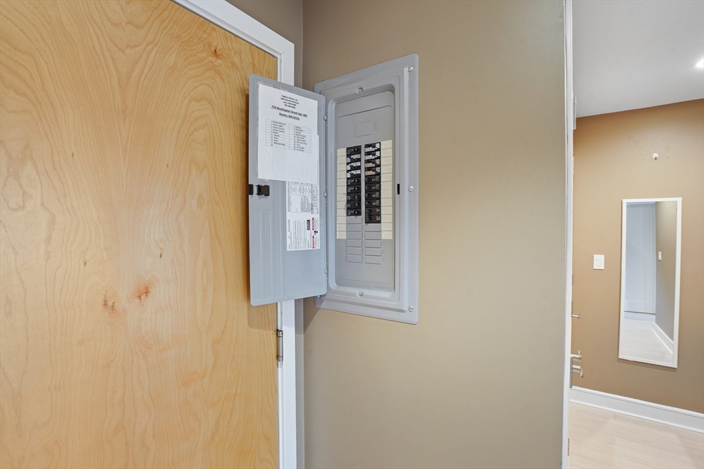 770 Washington Ave # 406