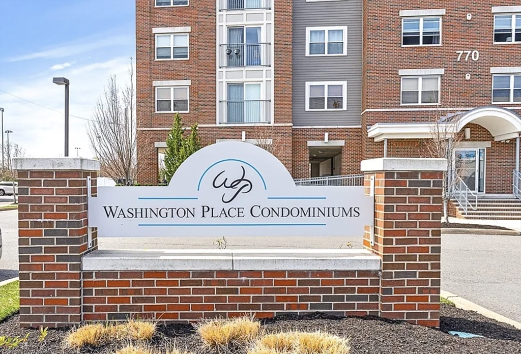 770 Washington Ave # 406