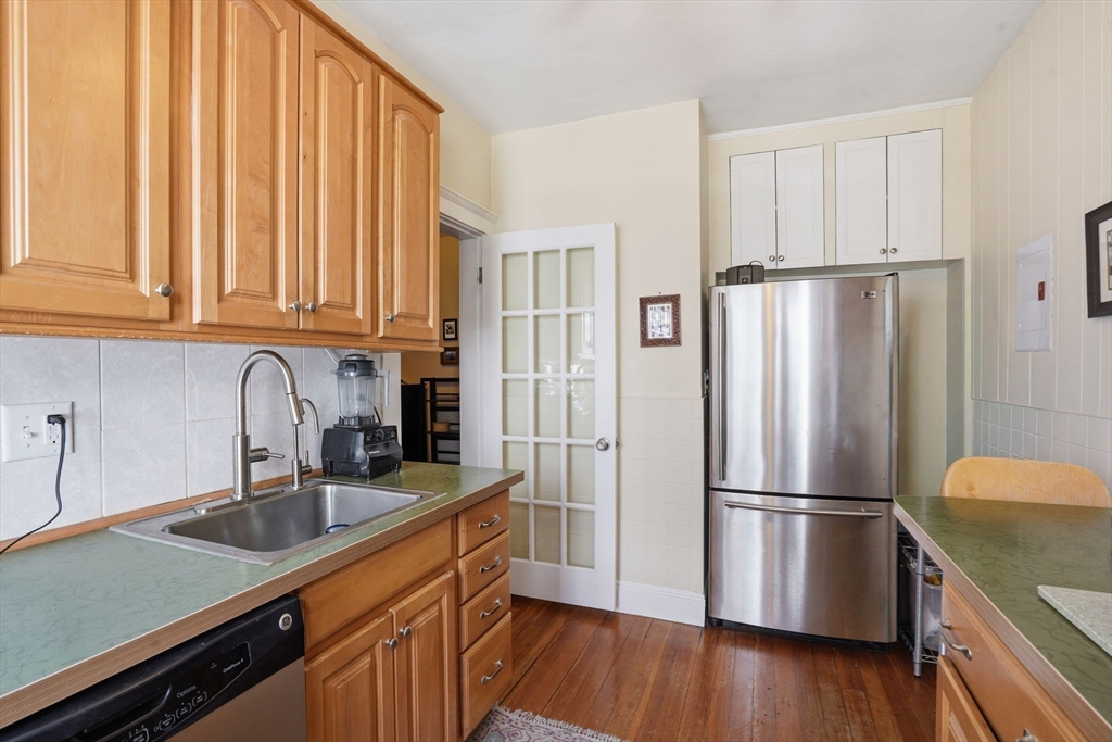 343 S Huntington Ave # 5