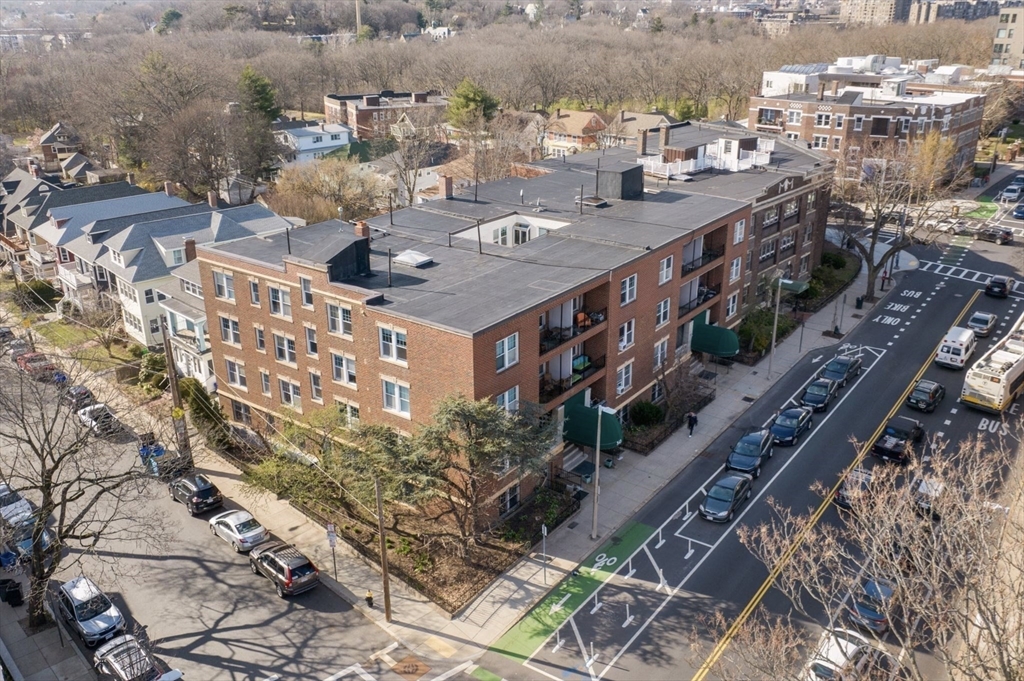 343 S Huntington Ave # 5