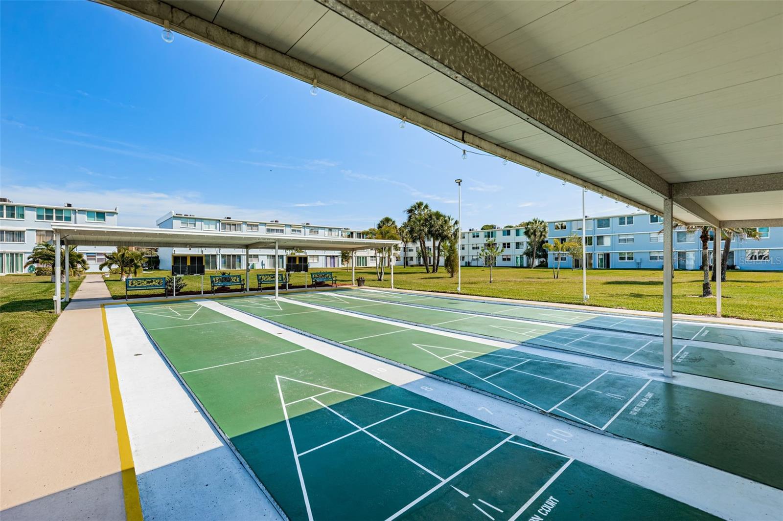 4880 LOCUST ST NE #227