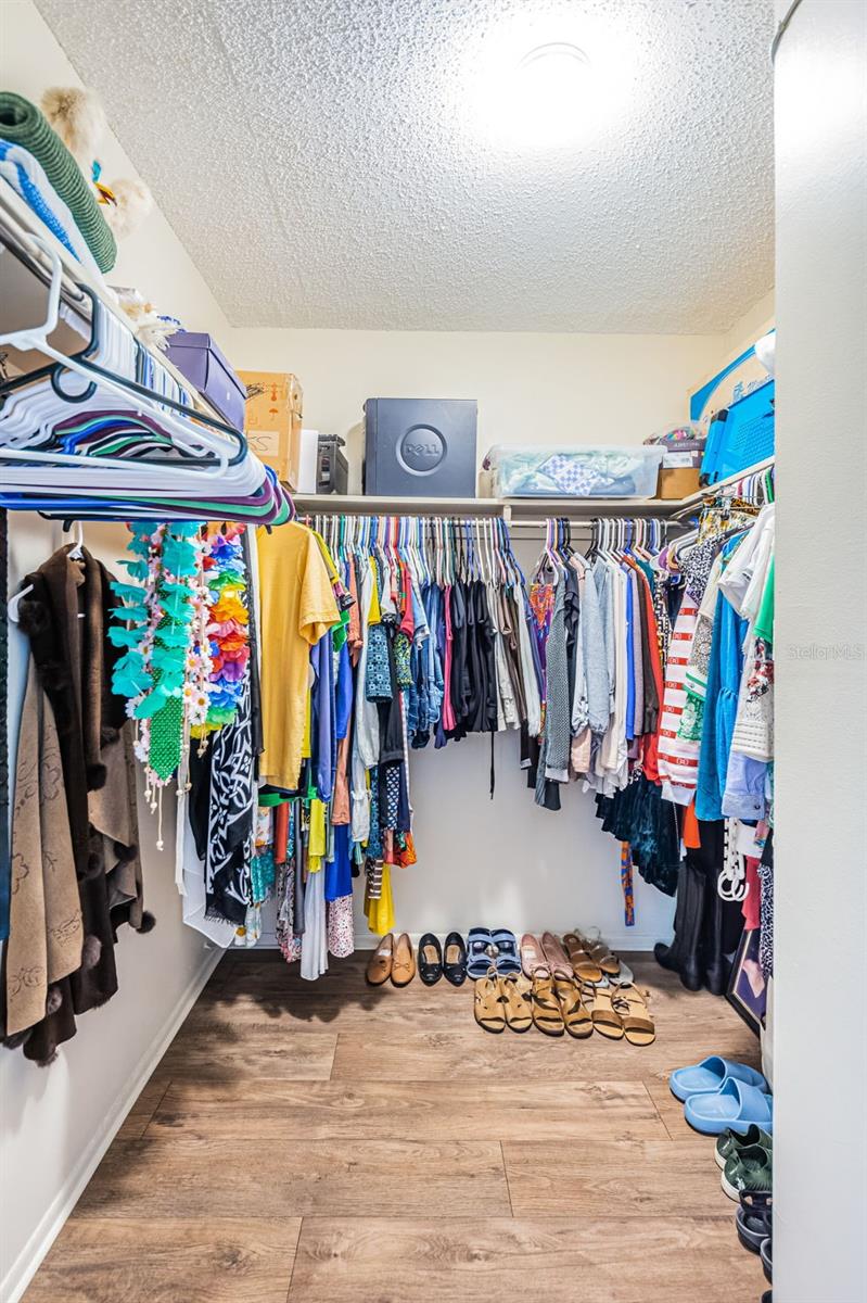 4880 LOCUST ST NE #227