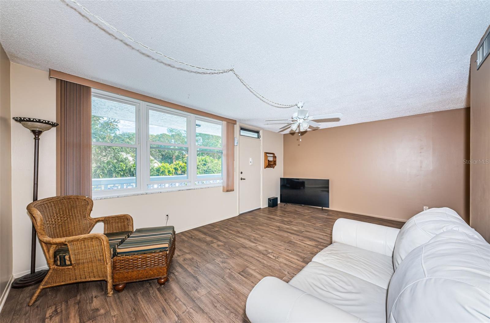 4880 LOCUST ST NE #227