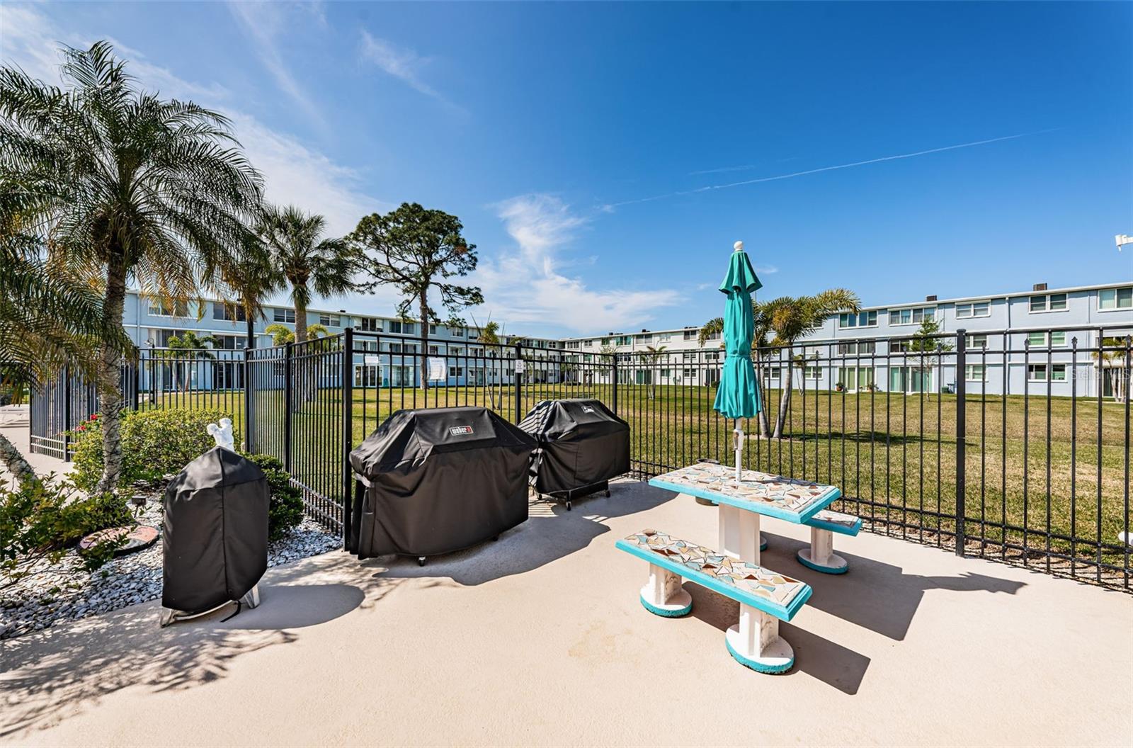 4880 LOCUST ST NE #227