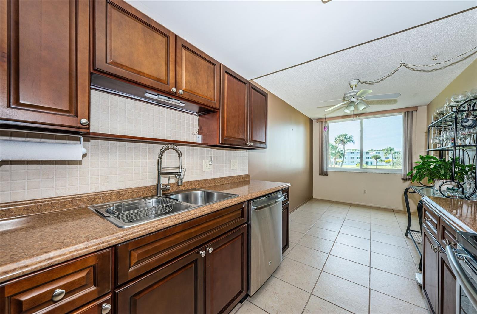 4880 LOCUST ST NE #227