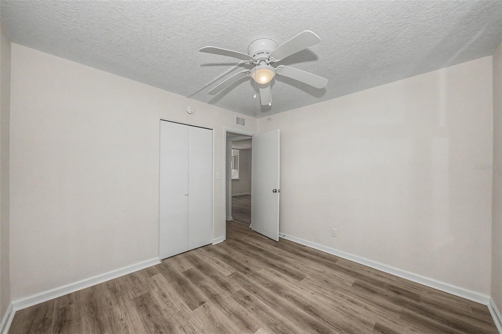 4715 BAY ST NE #127