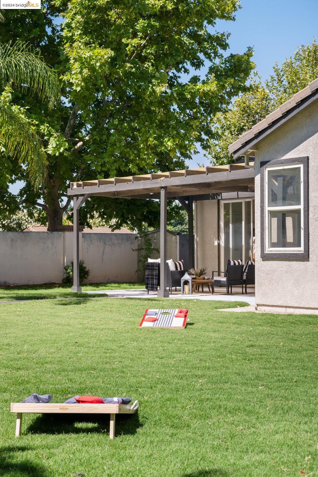 5015 HOLLOWGLEN COURT