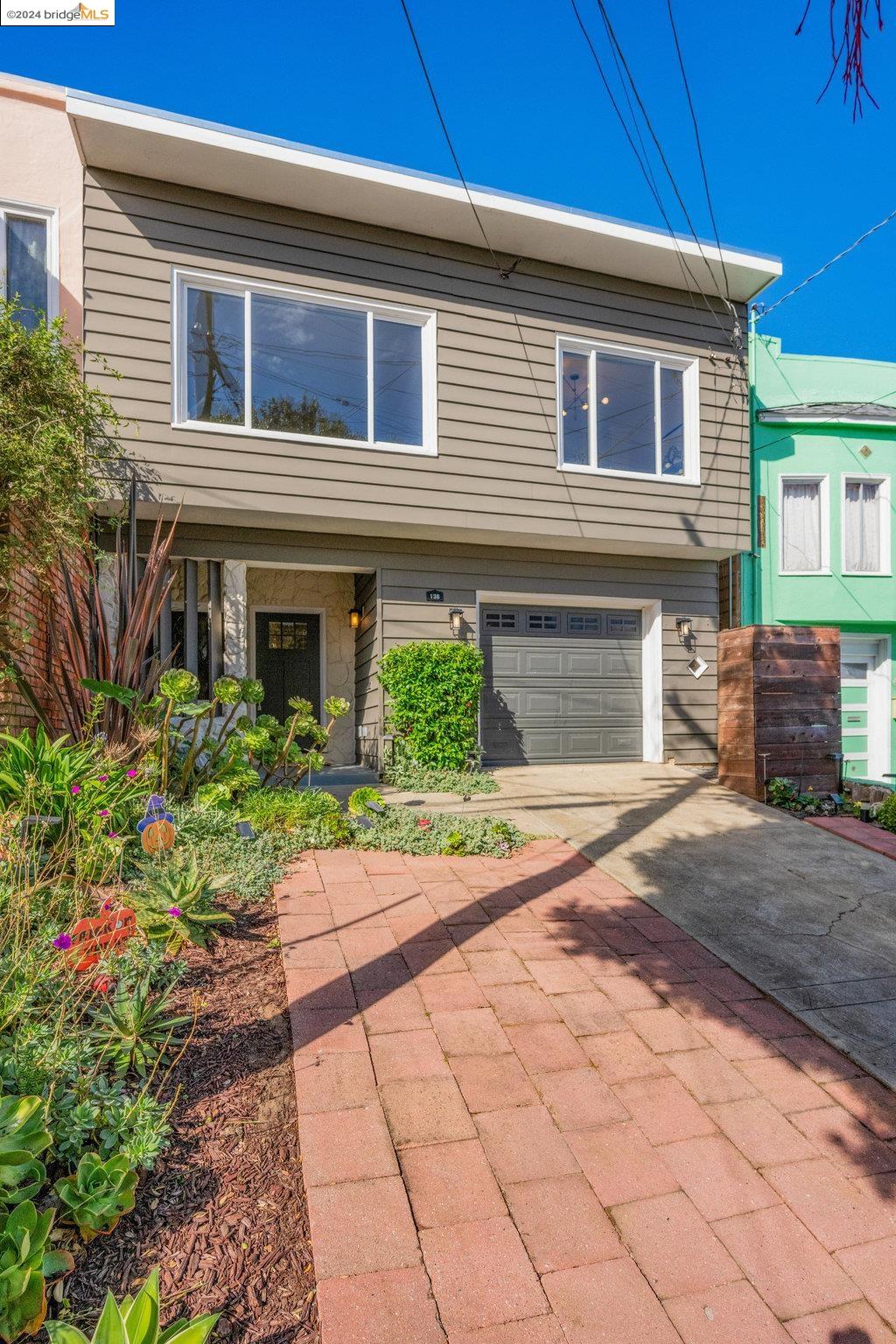 136 Majestic Ave