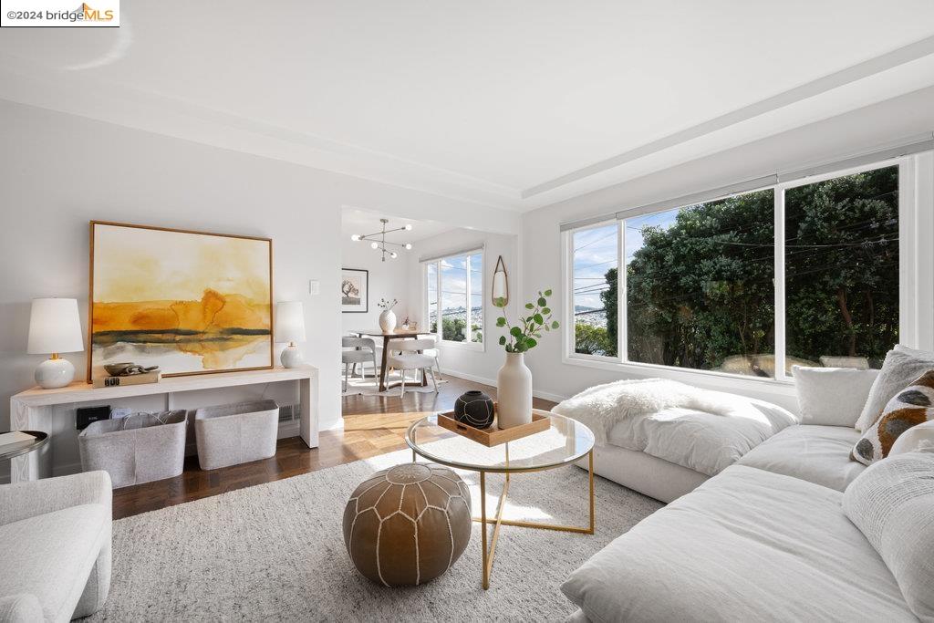 136 Majestic Ave