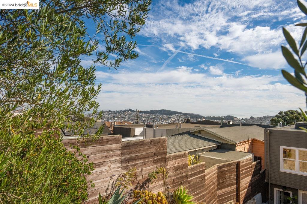 136 Majestic Ave