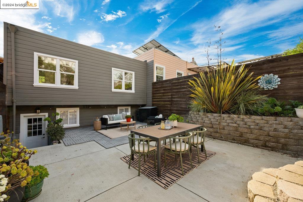 136 Majestic Ave