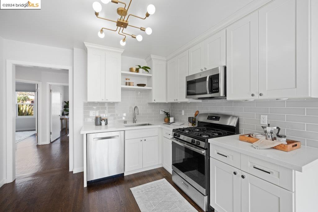 136 Majestic Ave