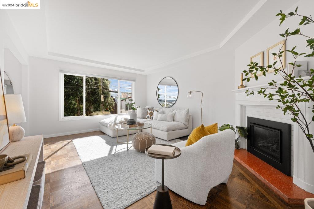 136 Majestic Ave