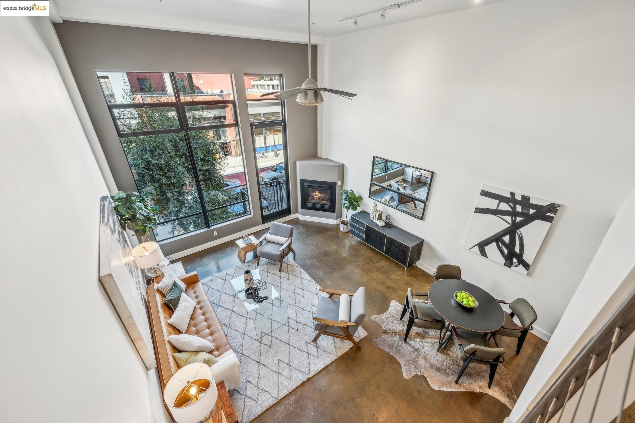200 Townsend St # 4