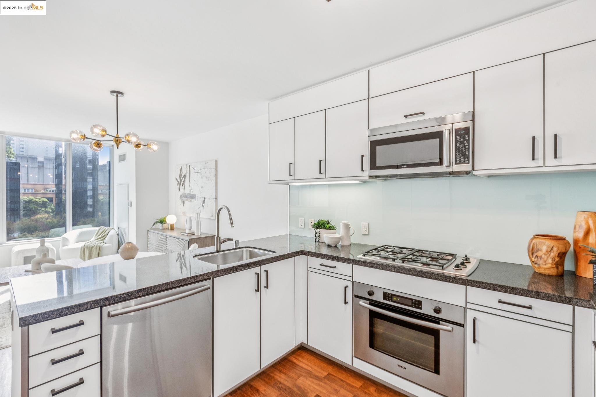 333 MAIN # 7B