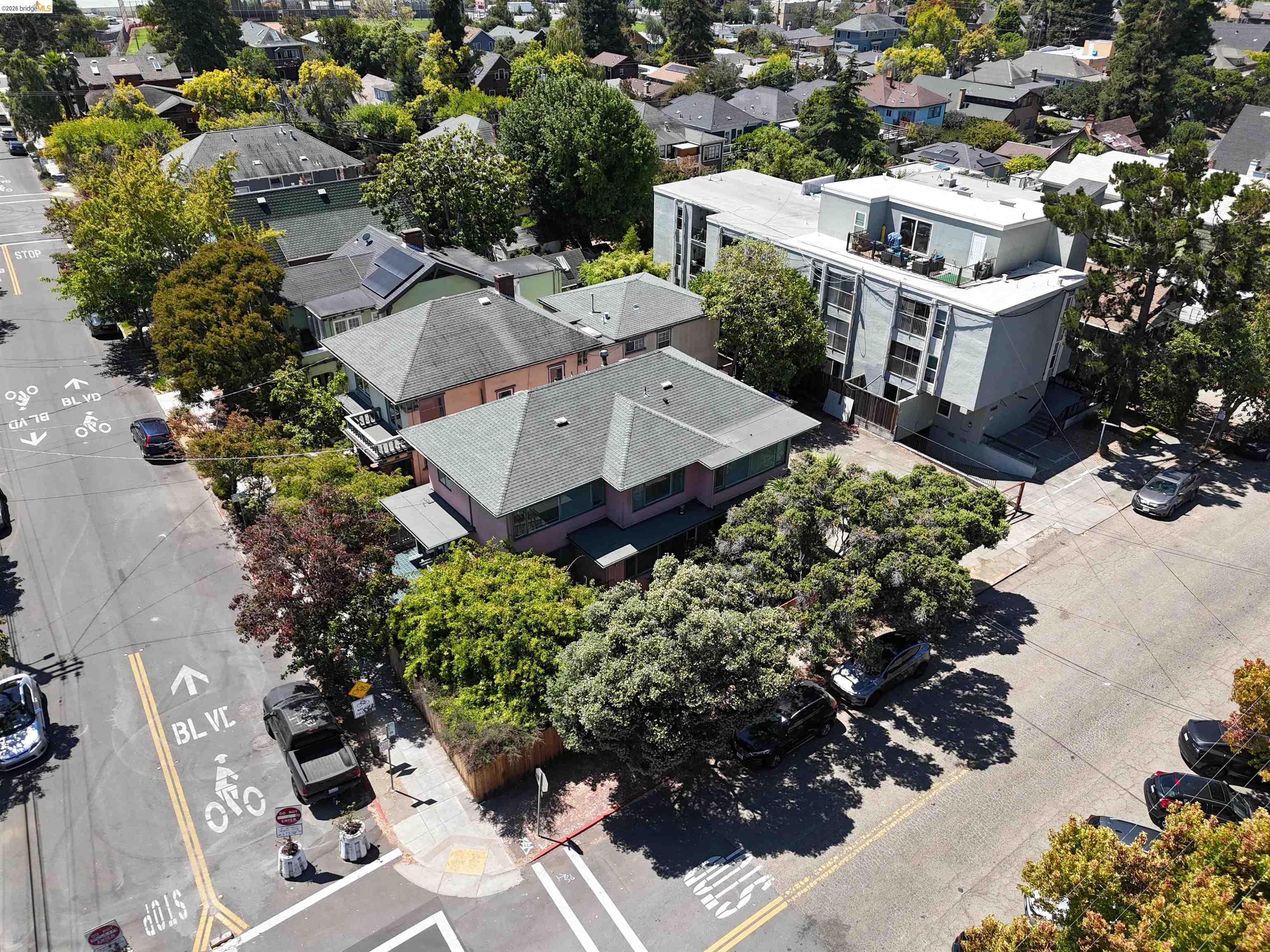 2520 Milvia Street
