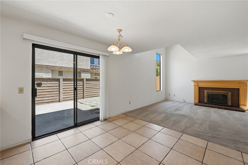 552 Hamilton Street C1