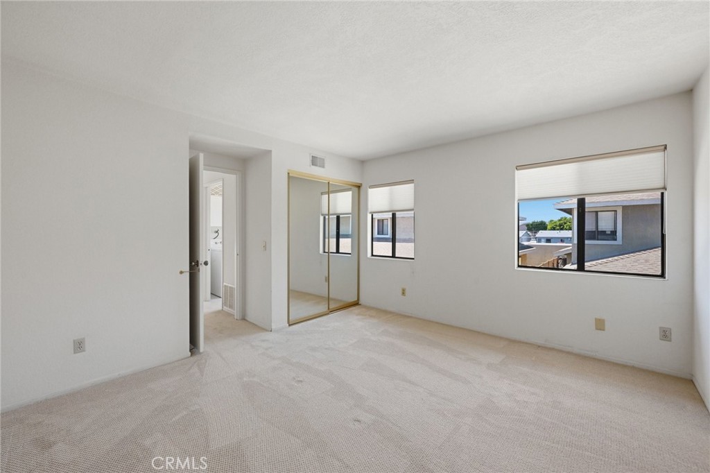 552 Hamilton Street C1