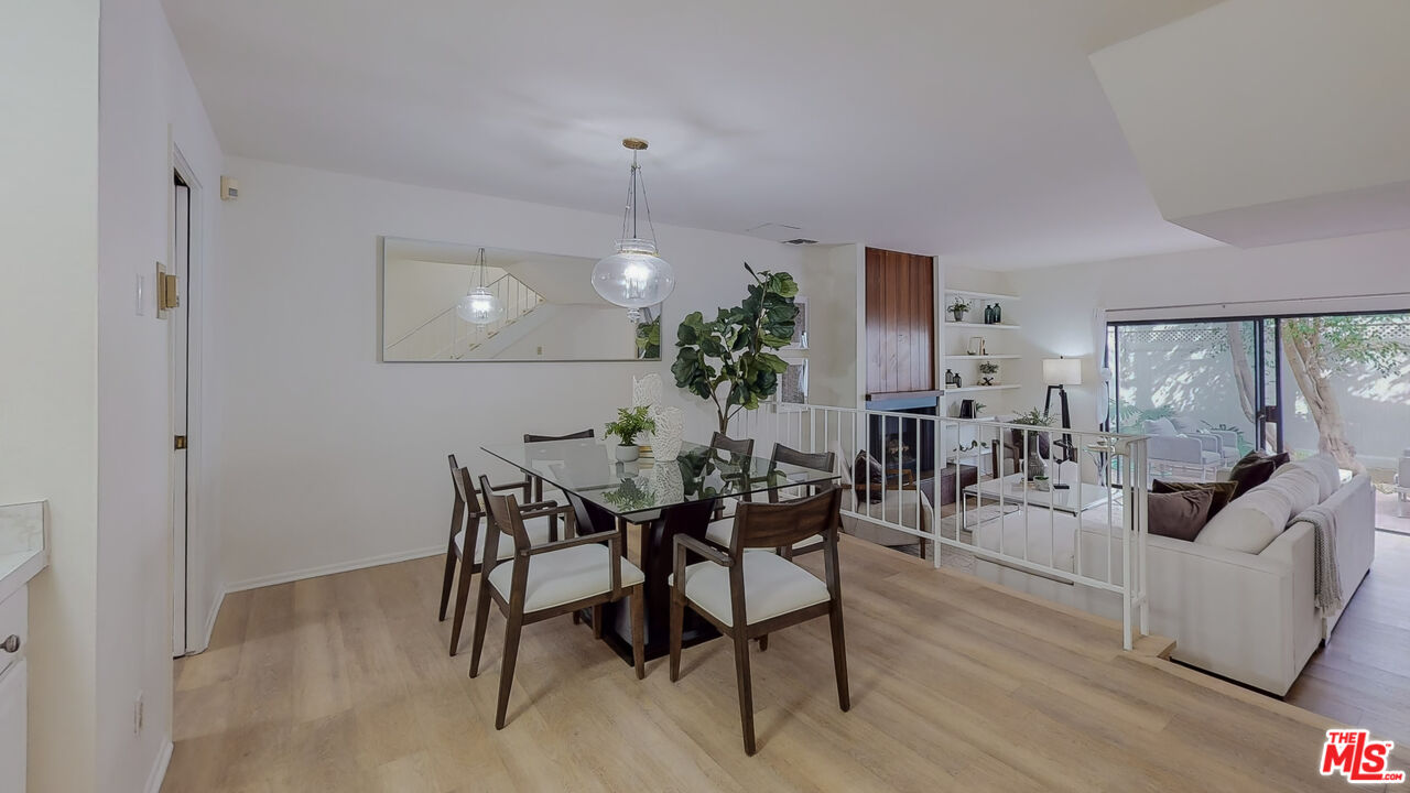 1830 Kelton Ave Unit: 11