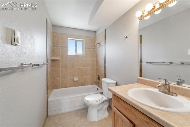 1299 Vondelpark Drive C