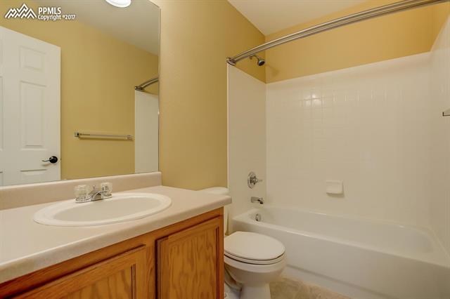 5675 Rose Ridge Lane