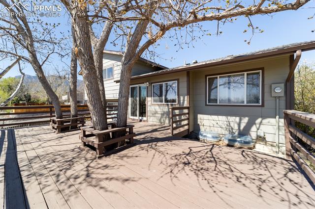 660 E Cheyenne Mountain Boulevard