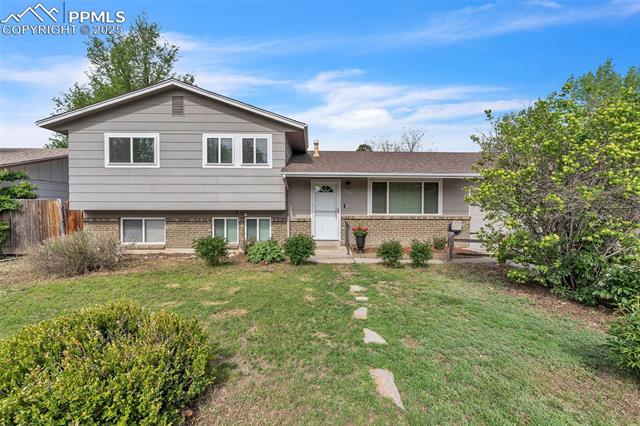 1320 Sanderson Avenue