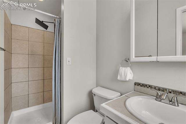 1320 Sanderson Avenue