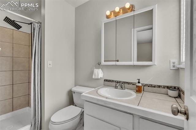 1320 Sanderson Avenue