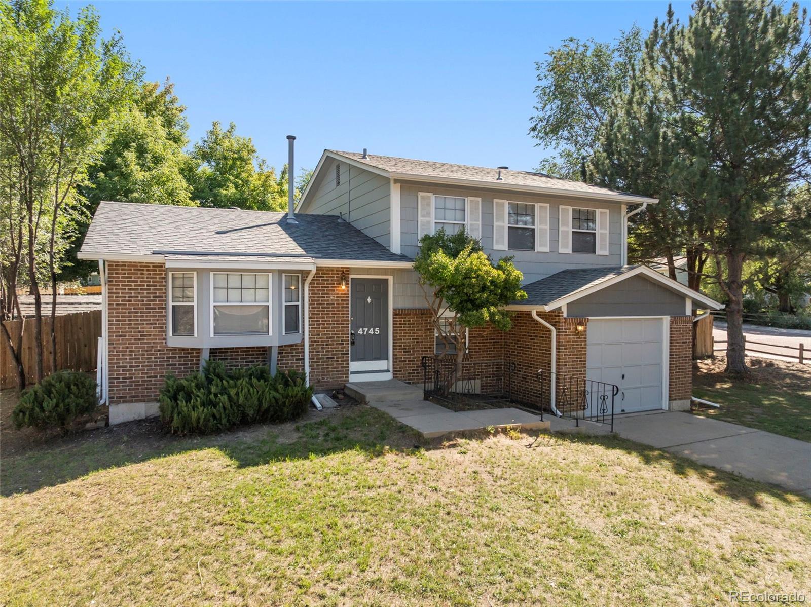 4745 Heron Court