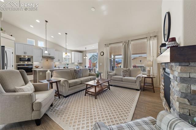 11076 Deer Feather Drive
