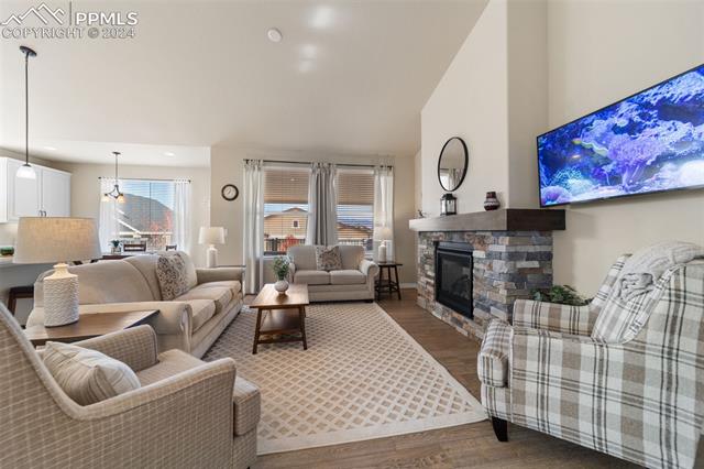 11076 Deer Feather Drive