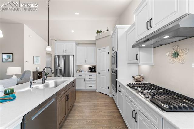 11076 Deer Feather Drive