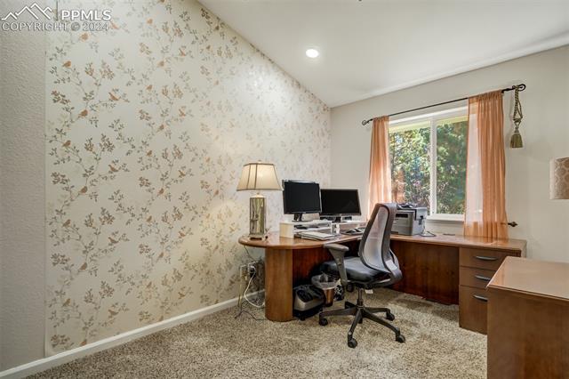 1306 Meadowlake Way