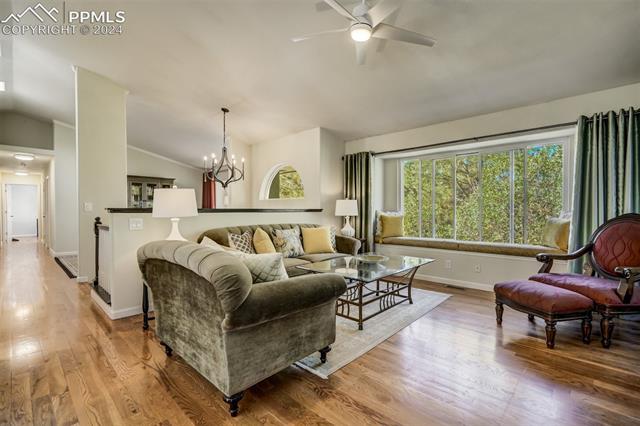 1306 Meadowlake Way