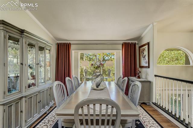 1306 Meadowlake Way
