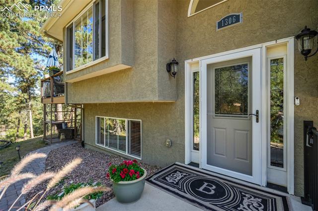 1306 Meadowlake Way
