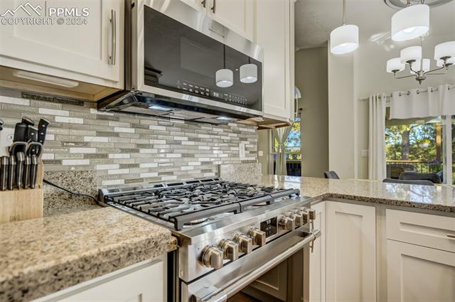 1306 Meadowlake Way