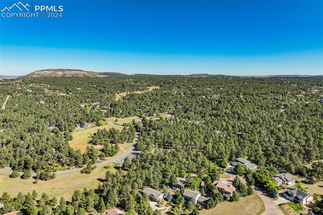 1306 Meadowlake Way