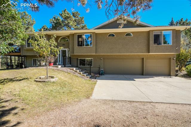 1306 Meadowlake Way