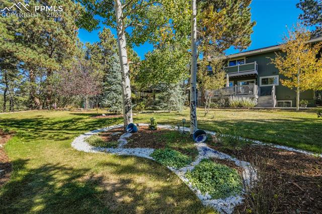 1306 Meadowlake Way