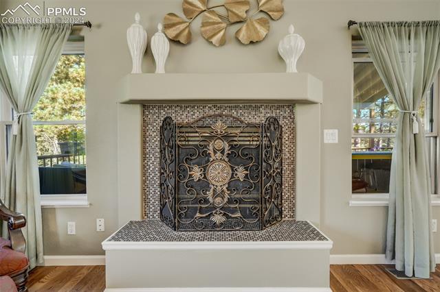 1306 Meadowlake Way
