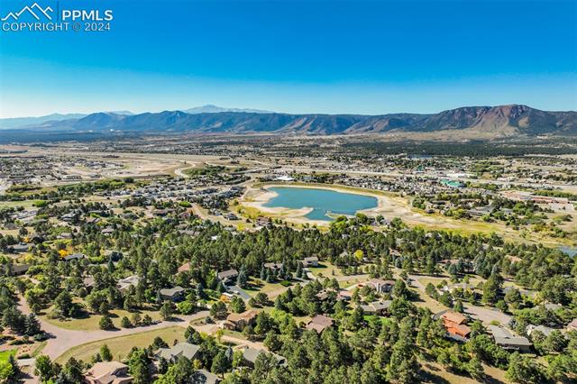 1306 Meadowlake Way
