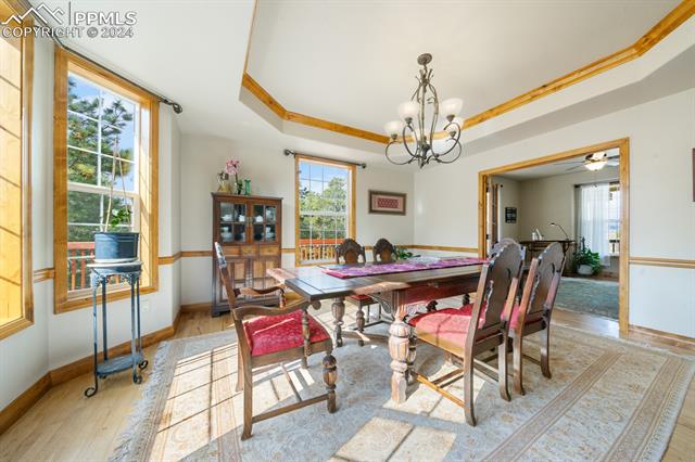 355 E Kings Deer Point