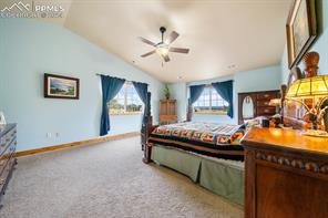 355 E Kings Deer Point