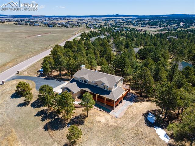 355 E Kings Deer Point